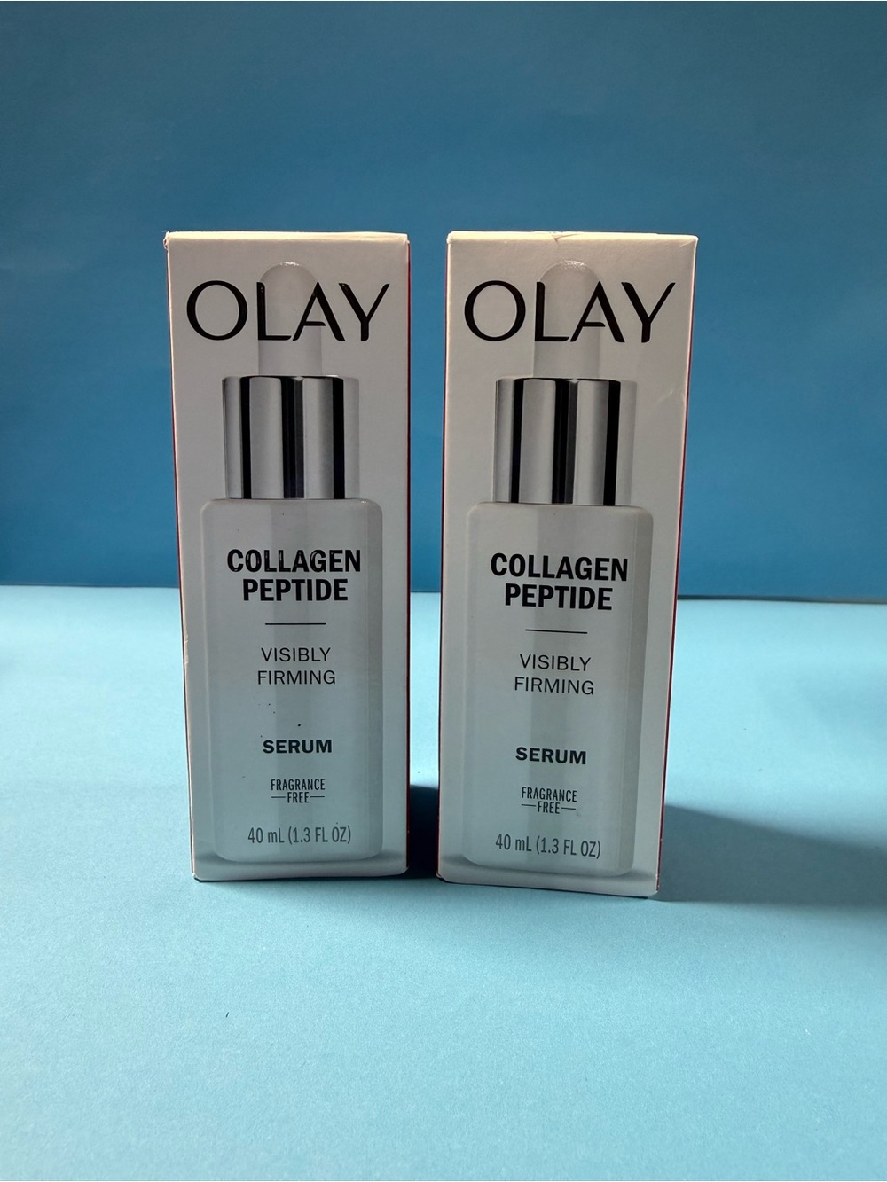 OLAY Collagen Peptide Visibly Firming Serum — White and Silver
